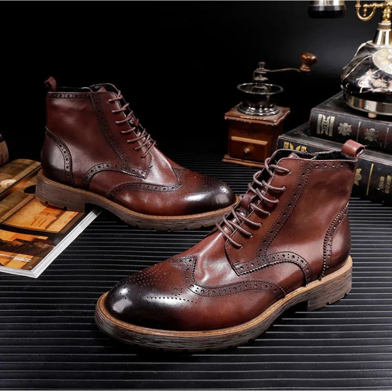 Winter New Leather Short Boots Motorcycle Boots Men's High-top Lace-up Boots Brock Carved British Retro Shoes