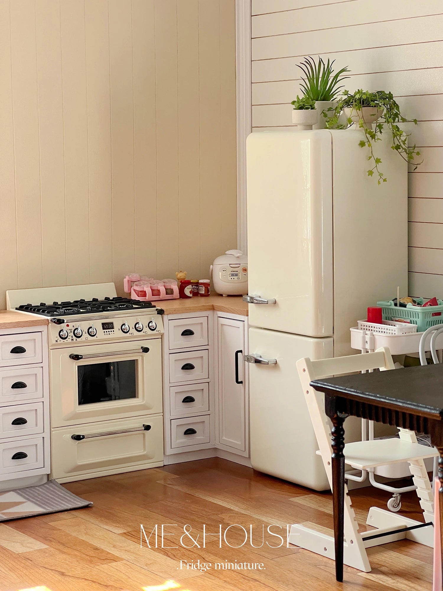 1/6 Doll House Model Furniture Accessories Metal Refrigerator With Light Kitchen Appliances Bjd Ob11 Gsc Blyth Lol Miniatures